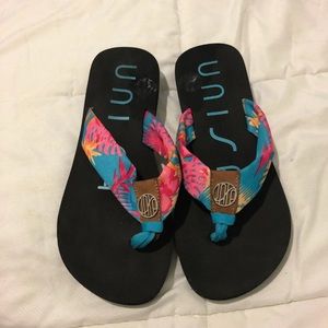 Unisa tropical flip flops